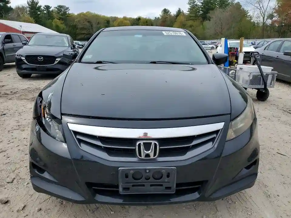 1HGCS1B80BA005245 2011 HONDA ACCORD-4