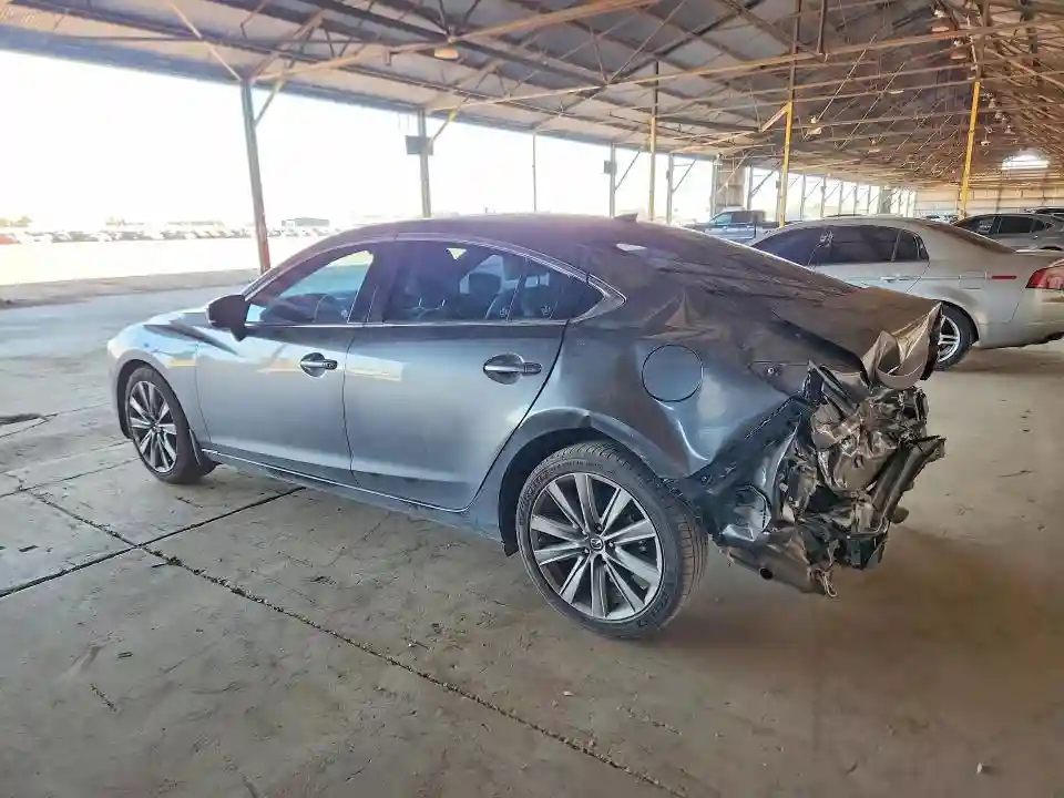 JM1GL1XY5L1515615 2020 MAZDA 6-1