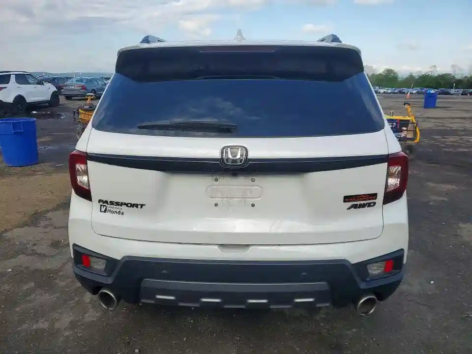 5FNYF8H65RB003953 2024 HONDA PASSPORT-5
