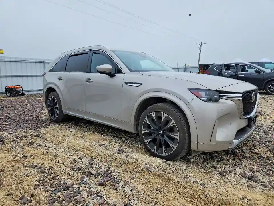 JM3KK1HCXR1136867 2024 MAZDA CX-90-3