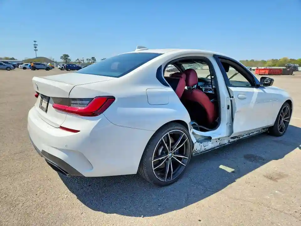 3MW5U9J02N8C60472 2022 BMW M3-2