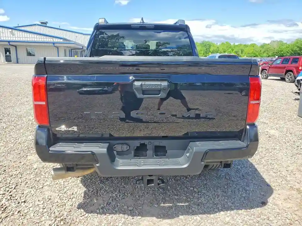3TYLB5JN5ST094749 2025 TOYOTA TACOMA-5