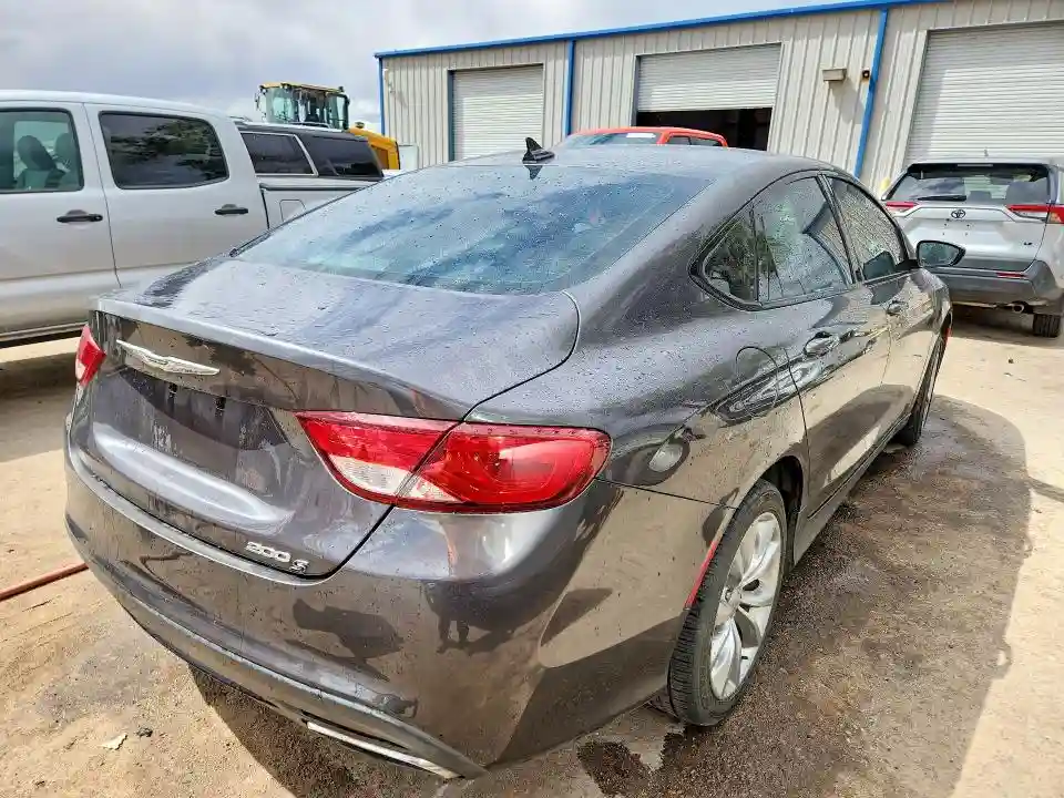1C3CCCBG5FN653942 2015 CHRYSLER 200-2