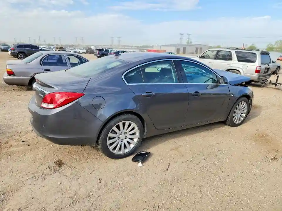 W04GS5EC2B1011081 2011 BUICK REGAL-2