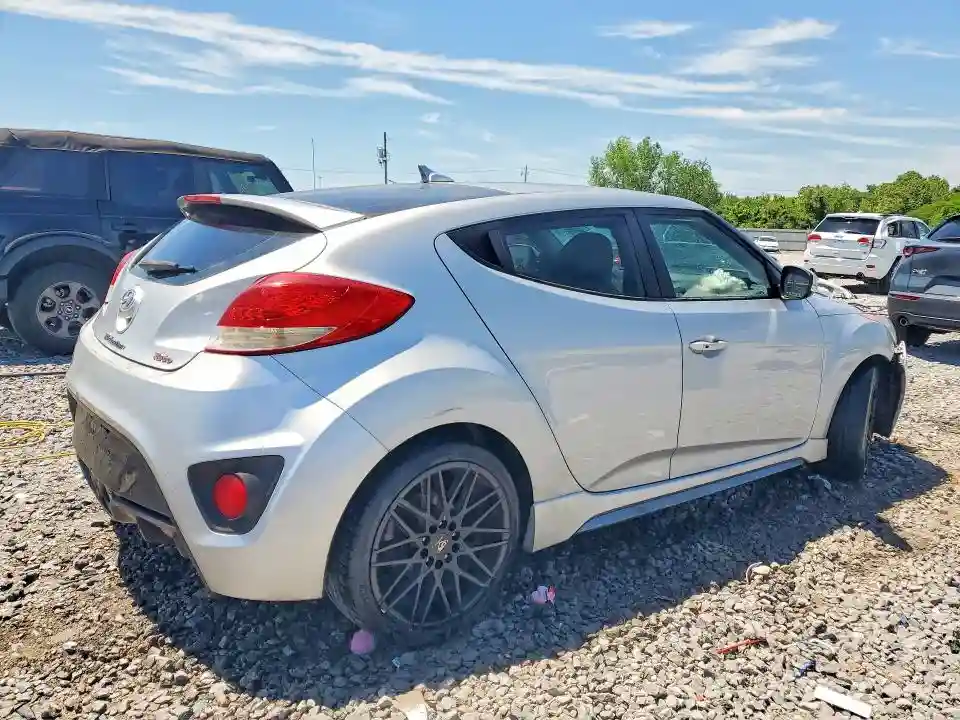 KMHTC6AE9DU152550 2013 HYUNDAI VELOSTER-2