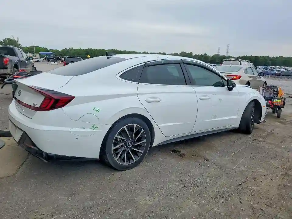 5NPEJ4J23LH022687 2020 HYUNDAI SONATA-2