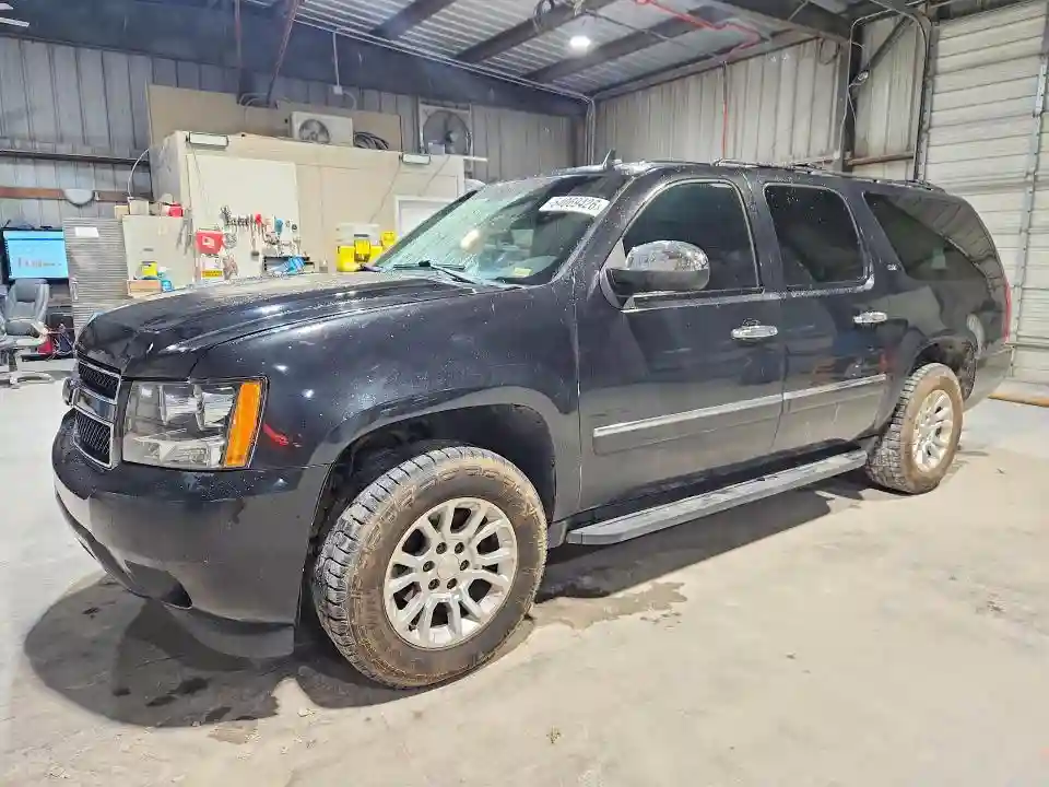 1GNSKKE38BR233955 2011 CHEVROLET SUBURBAN-0