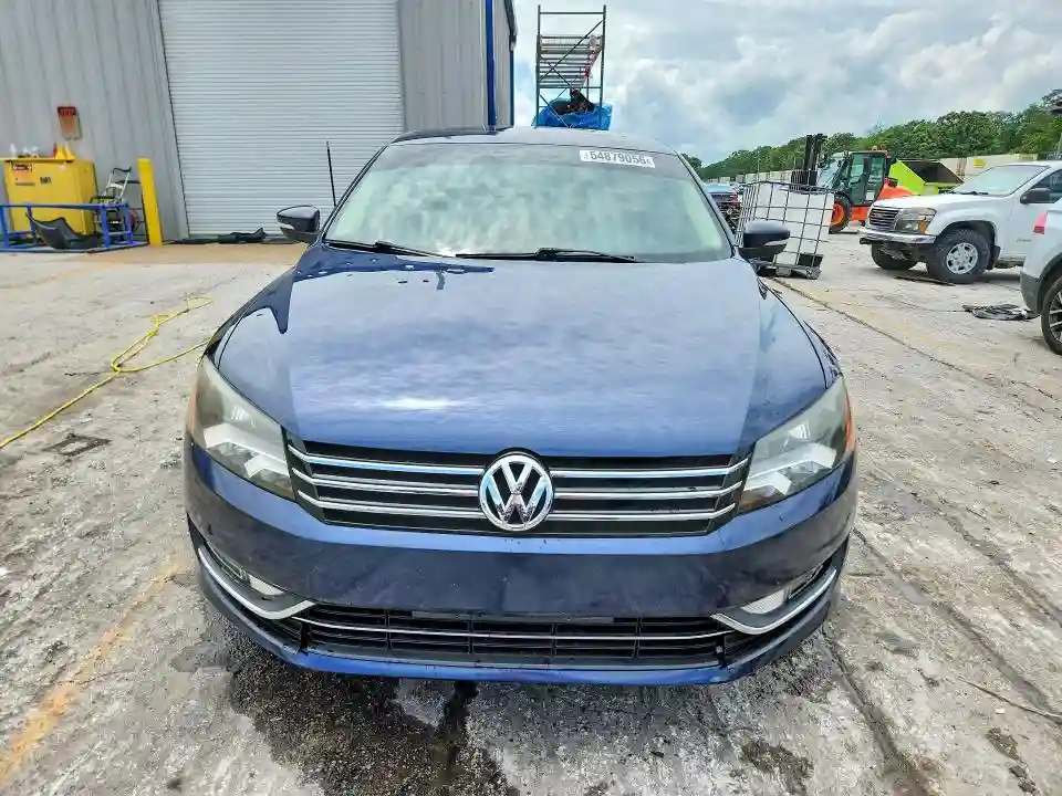 1VWCP7A39DC077543 2013 VOLKSWAGEN PASSAT-4