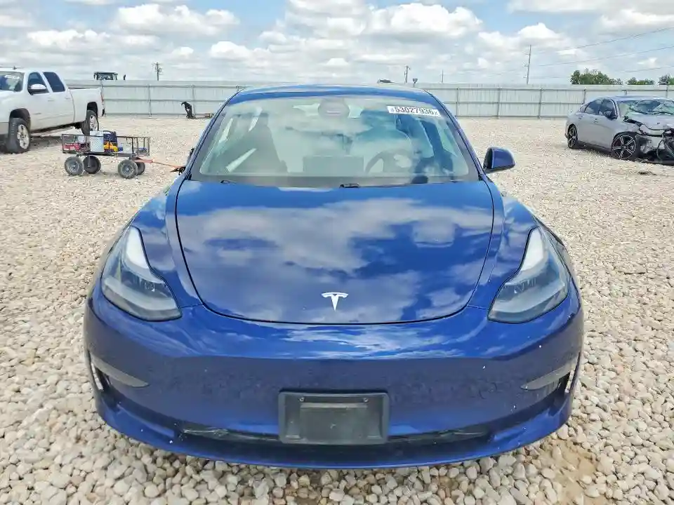 5YJ3E1EB8MF961001 2021 TESLA MODEL 3-4