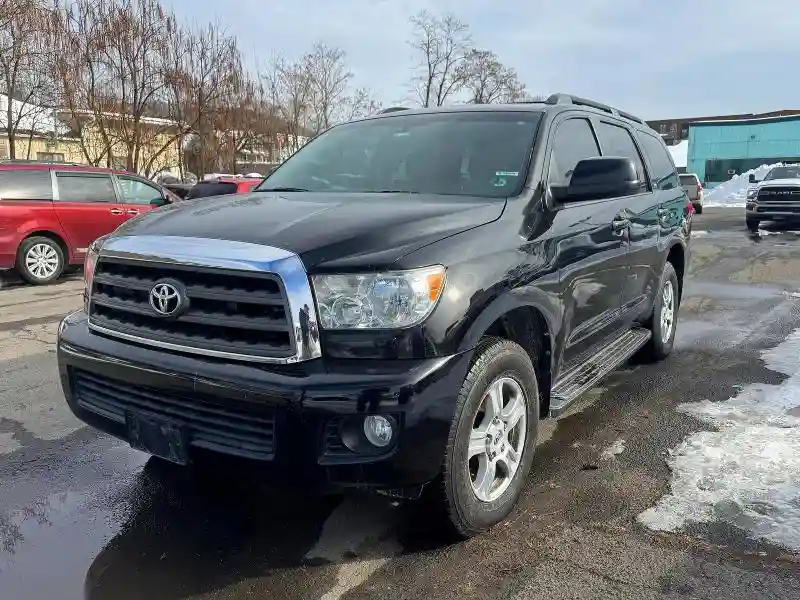 5TDBM5G17CS002449 2012 TOYOTA SEQUOIA-1