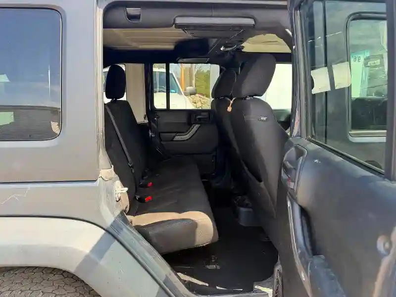 1C4HJWDG6HL649855 2017 JEEP WRANGLER-5