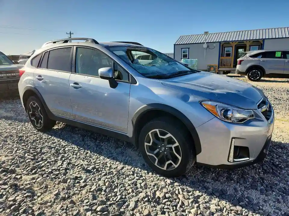 JF2GPABC3HH255411 2017 SUBARU CROSSTREK-3