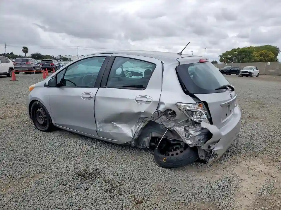 VNKKTUD38EA008819 2014 TOYOTA YARIS-1