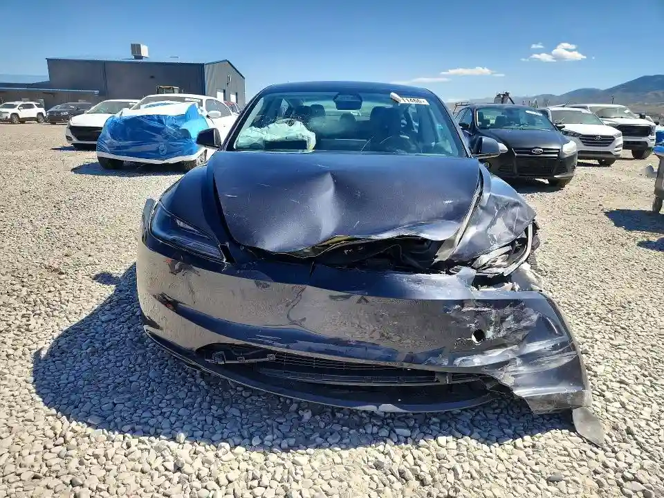 5YJ3E1EA2RF725944 2024 TESLA MODEL 3-4