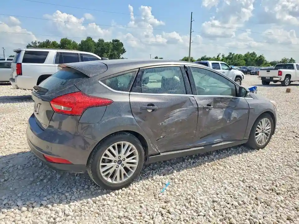 1FADP3N23JL289650 2018 FORD FOCUS-2