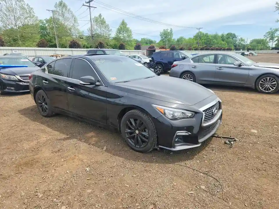 JN1EV7AR3JM441163 2018 INFINITI Q50-3