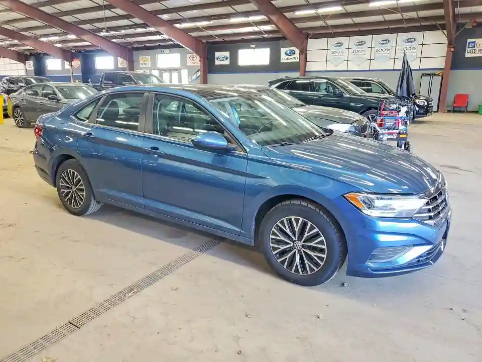 3VWC57BUXKM147916 2019 VOLKSWAGEN JETTA-3
