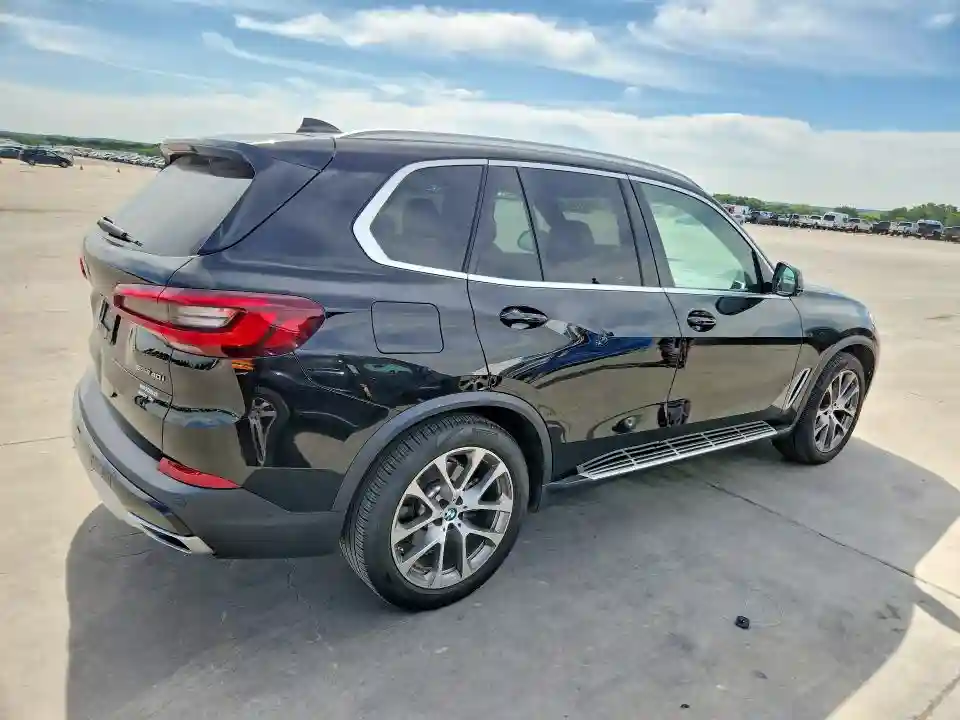 5UXCR4C09M9G71045 2021 BMW X5-2