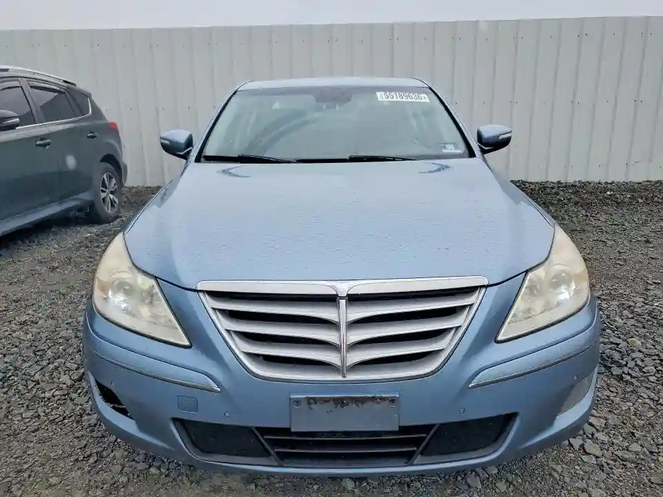KMHGC4DF2AU071685 2010 HYUNDAI GENESIS-4