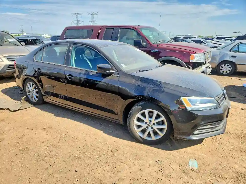 3VWD17AJXFM353251 2015 VOLKSWAGEN JETTA-3