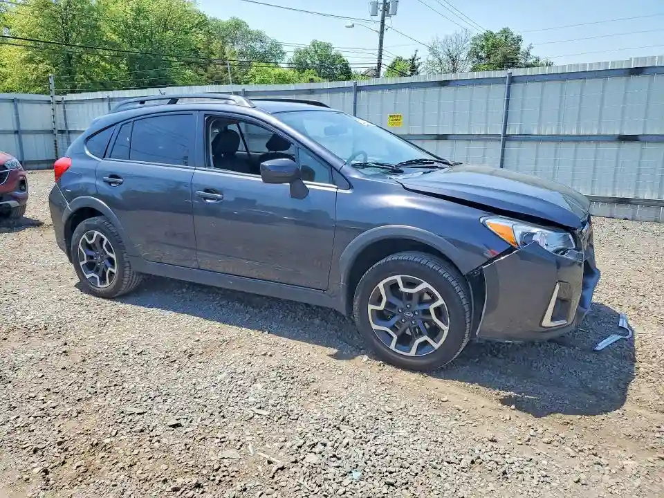 JF2GPABC2H8255349 2017 SUBARU CROSSTREK-3