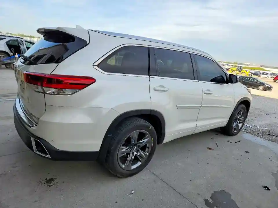 5TDDZRFH4JS864525 2018 TOYOTA HIGHLANDER-2