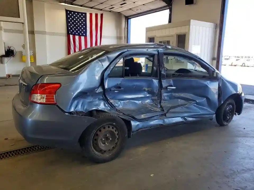 JTDBT4K34CL034976 2012 TOYOTA YARIS-2
