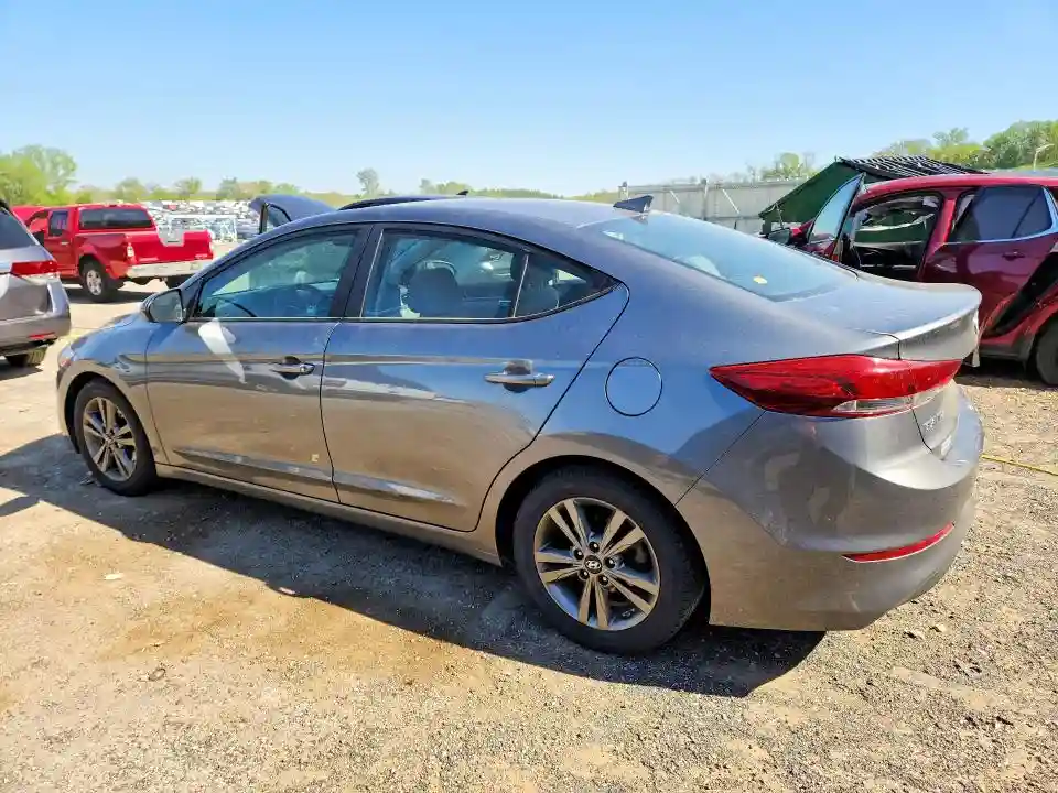 5NPD84LF2JH326808 2018 HYUNDAI ELANTRA-1