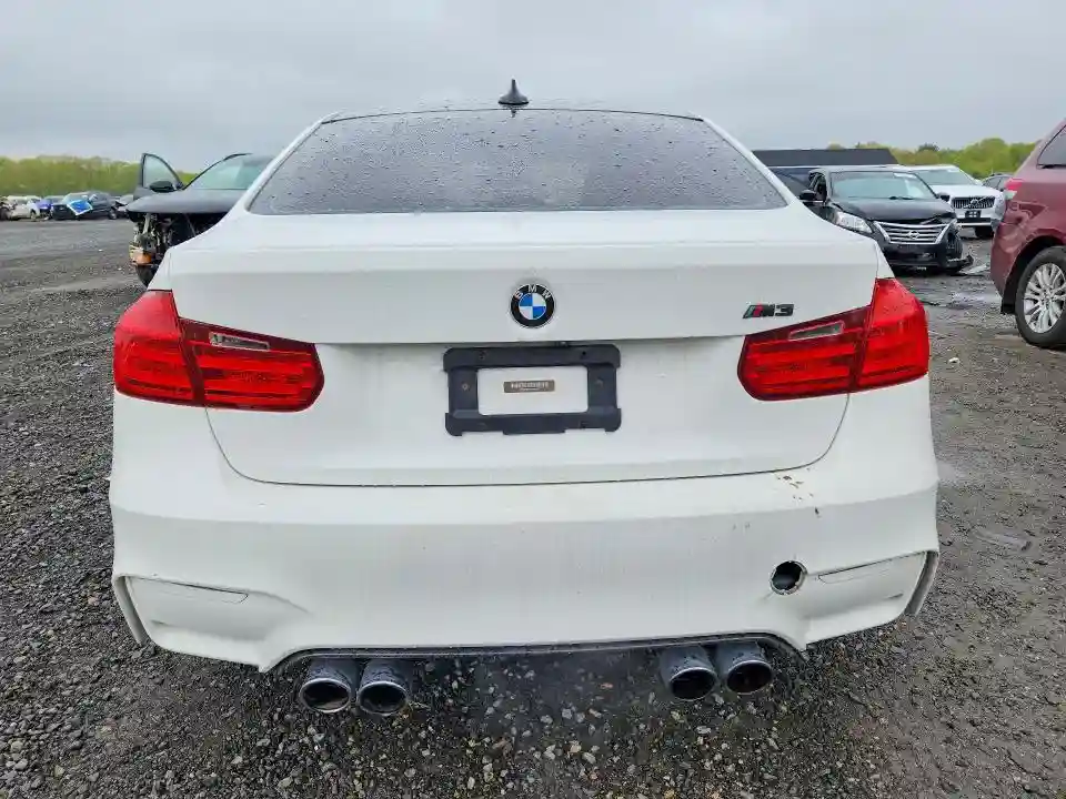 WBS3C9C54FP803077 2015 BMW M3-5