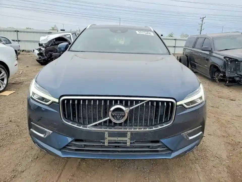 LYVA22RL1KB306556 2019 VOLVO XC60-4