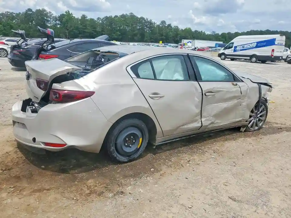 JM1BPACM3S1774877 2025 MAZDA 3-2