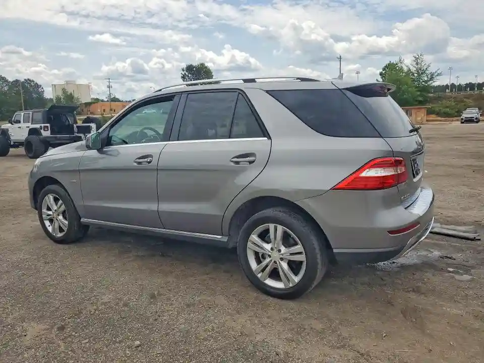 4JGDA5HB0CA086048 2012 MERCEDES-BENZ M-CLASS-1