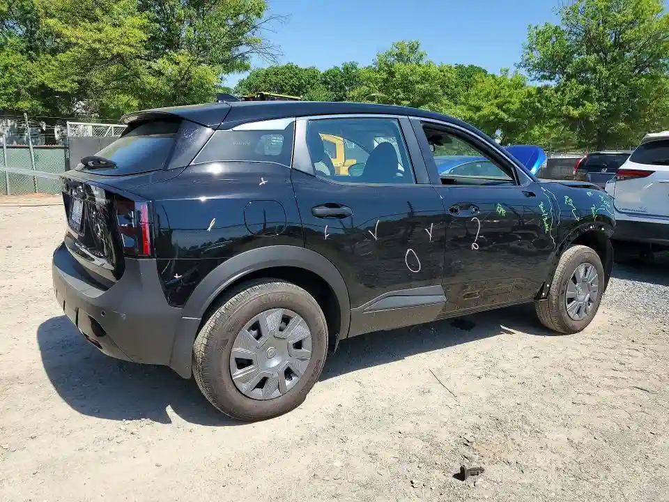 3N8AP6BE1TL376911 2026 NISSAN KICKS-2