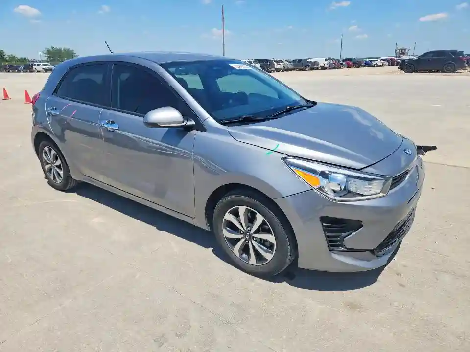 3KPA25AD4ME433752 2021 KIA RIO-3