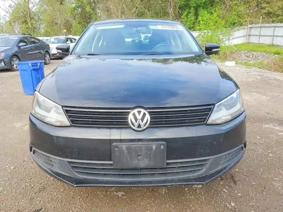 3VW2K7AJ9EM352532 2014 VOLKSWAGEN JETTA-4