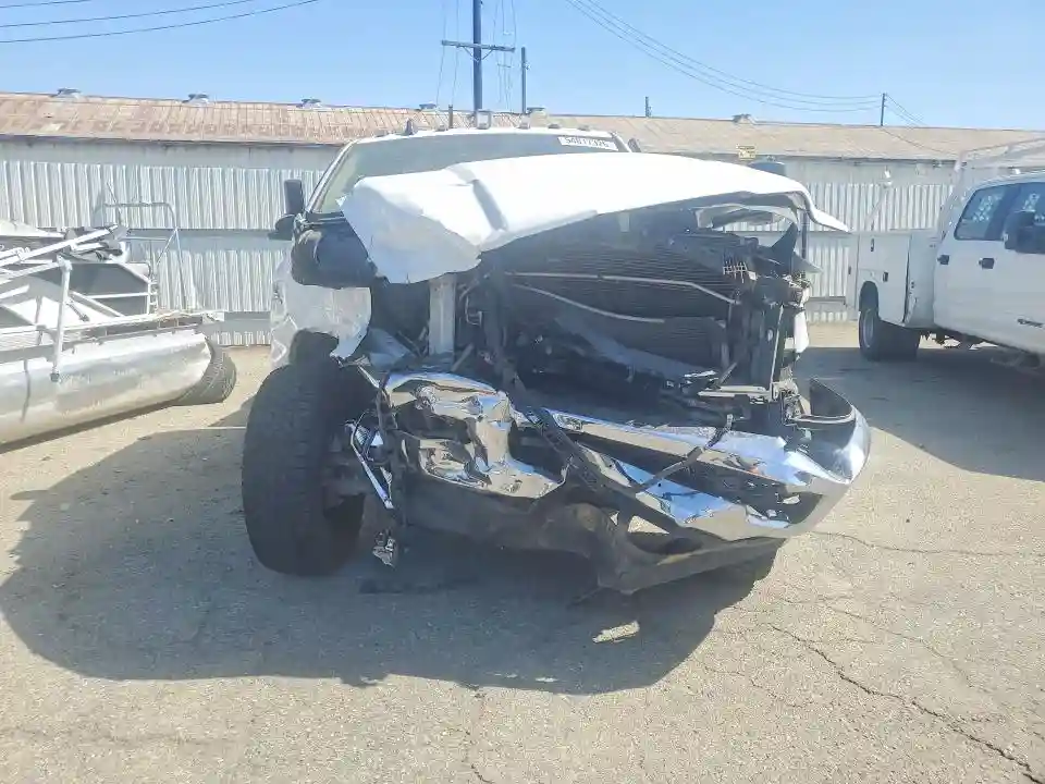 3C63RRHL3KG725653 2019 RAM 3500-4
