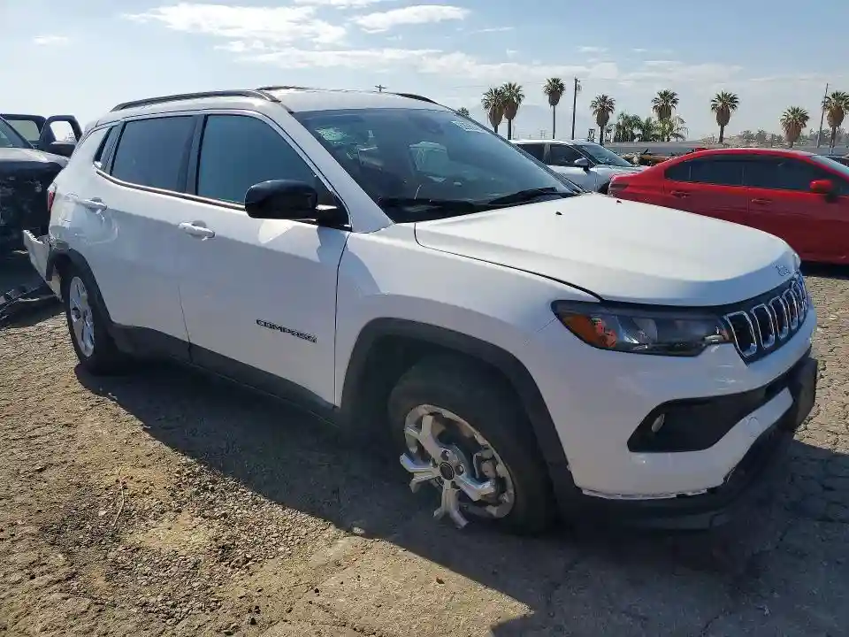 3C4NJDBN7ST597950 2025 JEEP COMPASS-3