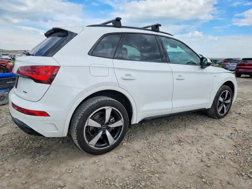 WA1EAAFYXN2057379 2022 AUDI Q5-2