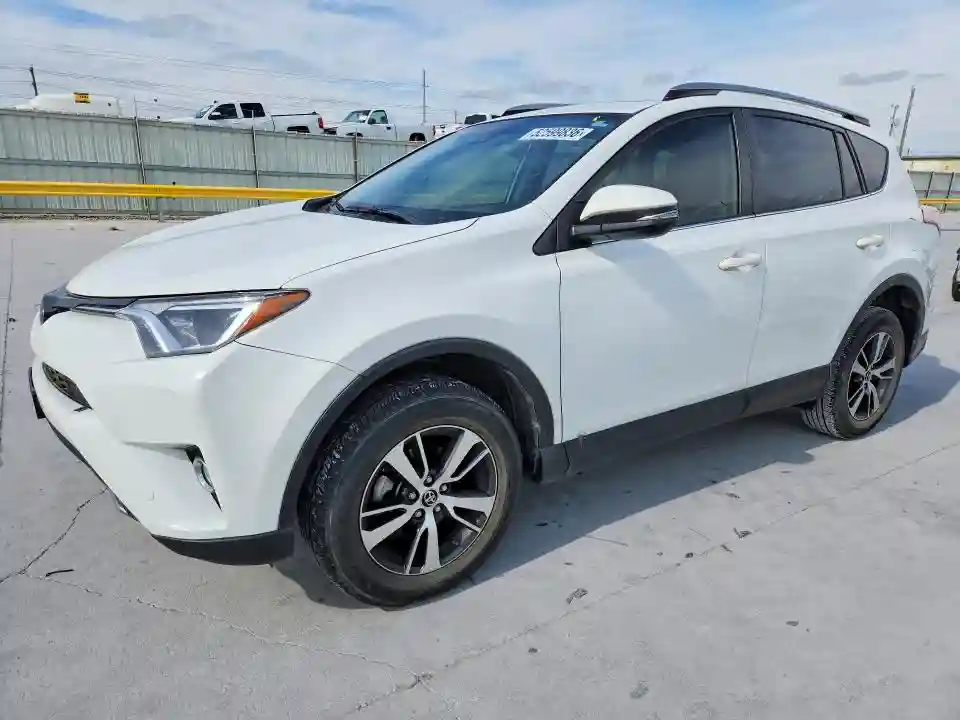 JTMWFREV4JJ188681 2018 TOYOTA RAV4-0