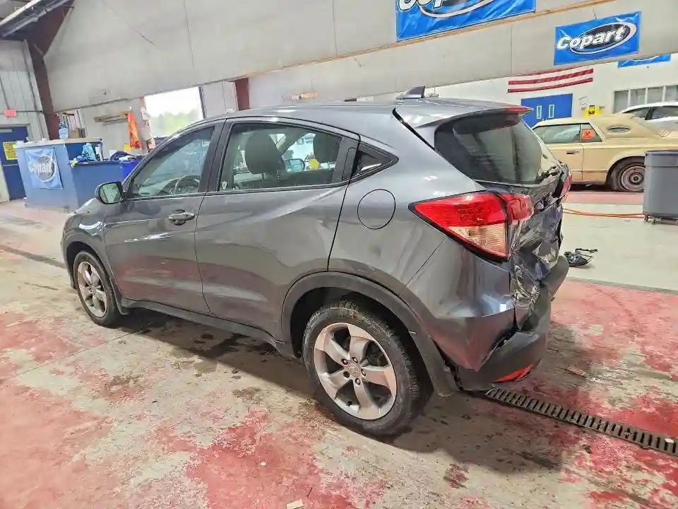 3CZRU6H38HG701075 2017 HONDA HR-V-1