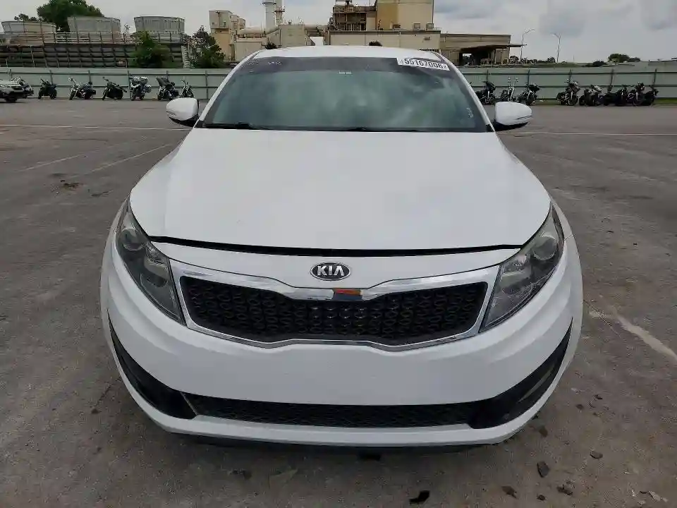KNAGM4A78D5382533 2013 KIA OPTIMA-4