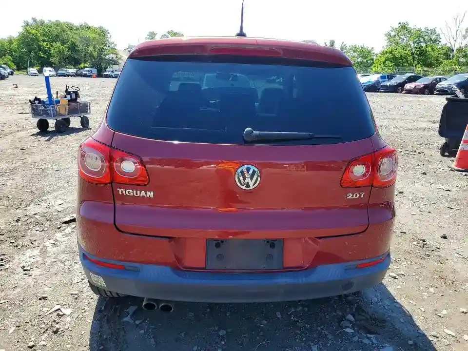 WVGAV7AX0AW001721 2010 VOLKSWAGEN TIGUAN-5