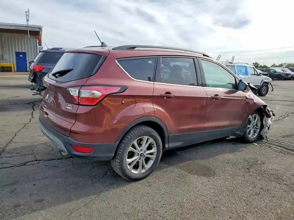 1FMCU9HD4JUA58826 2018 FORD ESCAPE-2