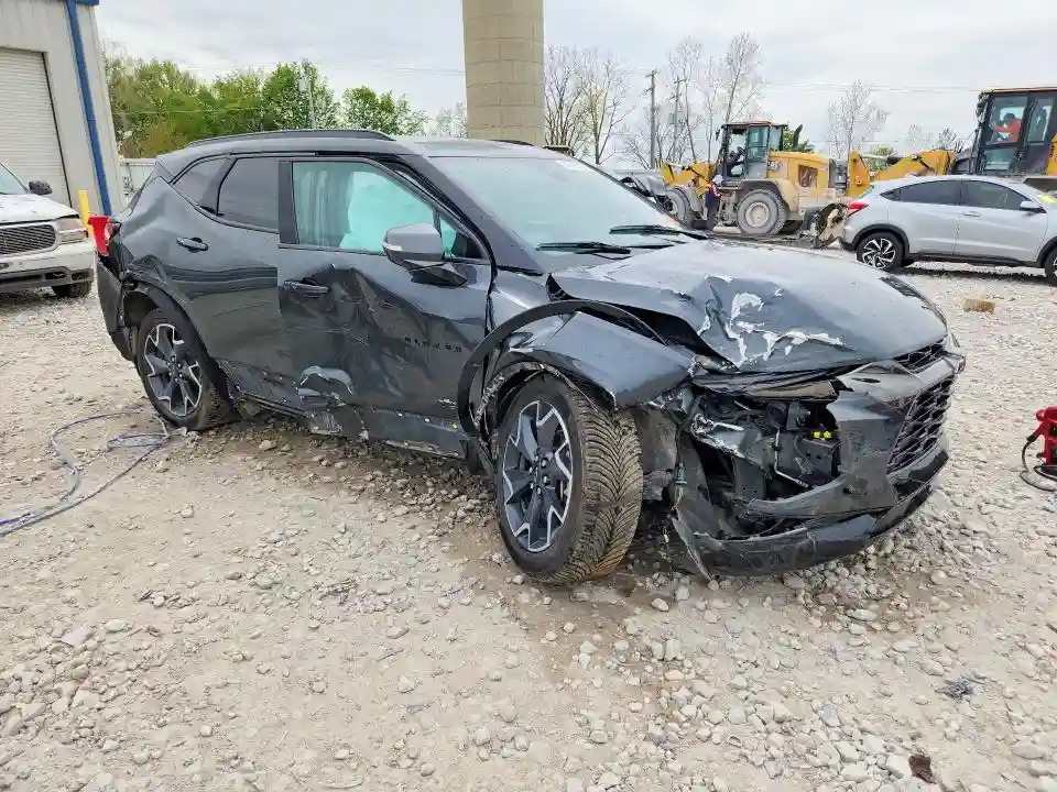 3GNKBJRS1KS576809 2019 CHEVROLET BLAZER-3