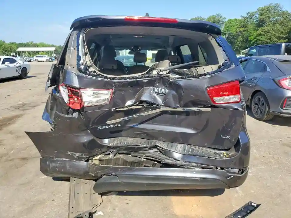 KNDMB5C12H6227342 2017 KIA SEDONA-5