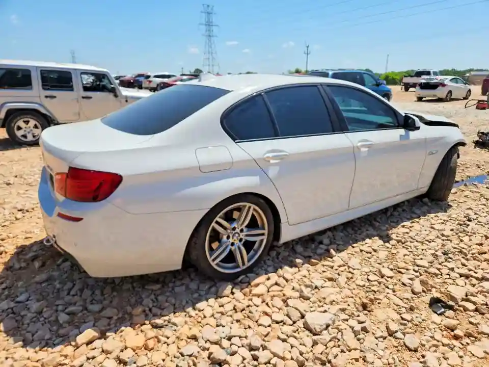 WBAFR7C56DC820925 2013 BMW 5 SERIES-2