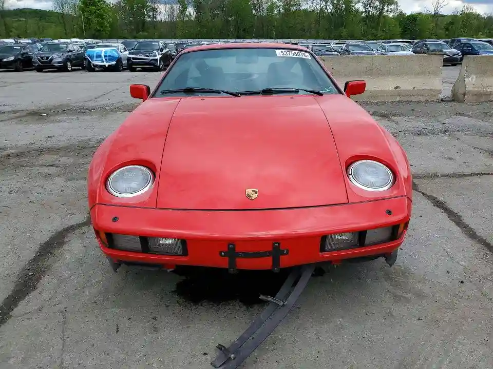 WP0JB0922FS861552 1985 PORSCHE 928-4