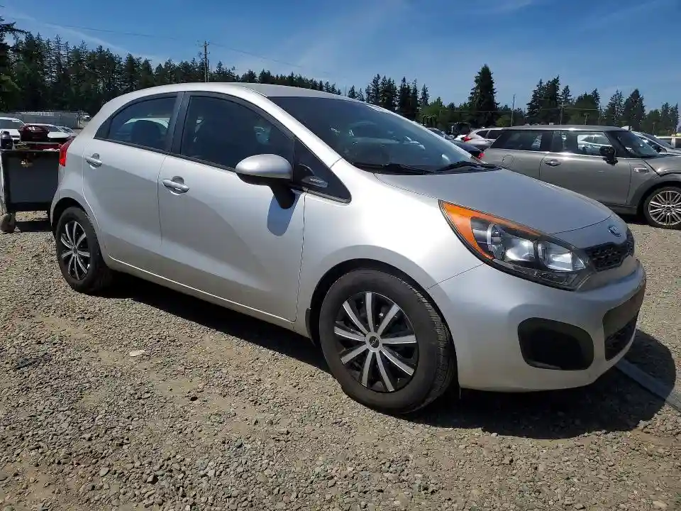 KNADM5A37E6353753 2014 KIA RIO-3