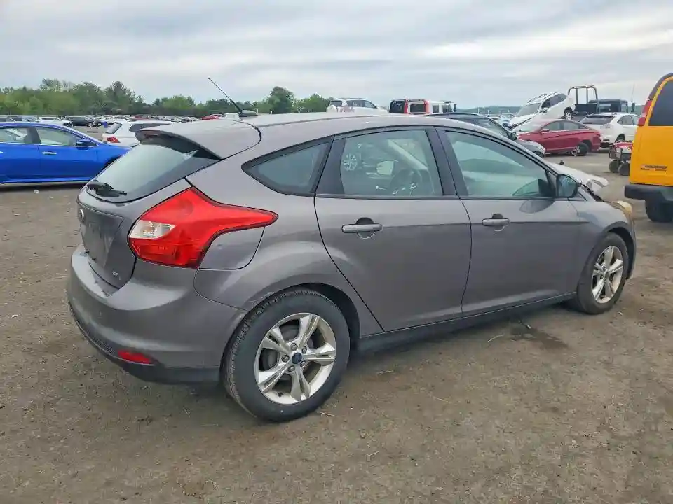 1FADP3K25DL269392 2013 FORD FOCUS-2