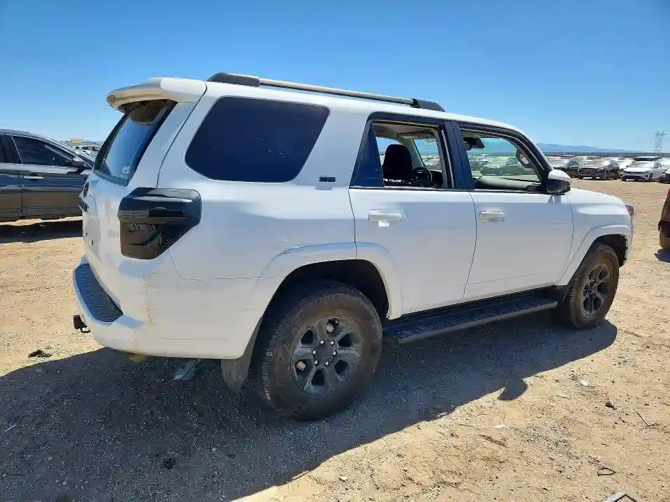 JTEMU5JR0R6241403 2024 TOYOTA 4RUNNER-2